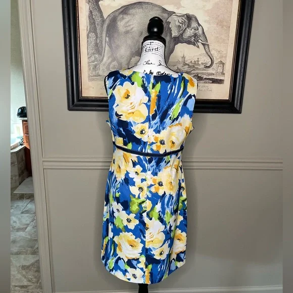 Perceptions Dress - Picture 2 of 7